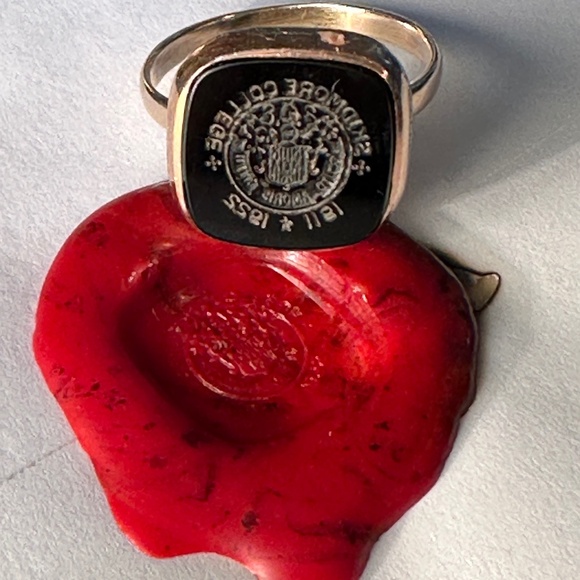 Skidmore College Sealing Ring Owned By Founder Lucy Scribner Skidmore - Picture 1 of 8